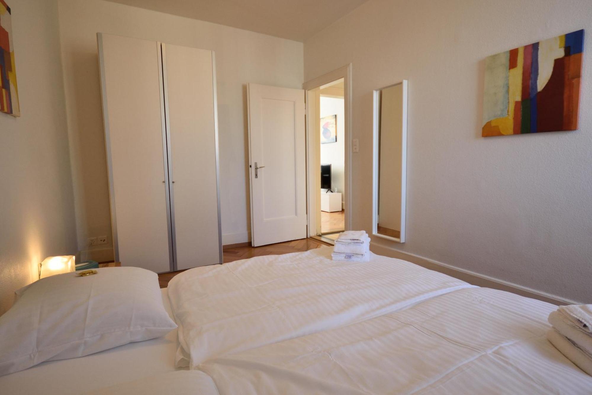 Cosy 2-bedroom Near - Stardust 31 Apartment Zürich